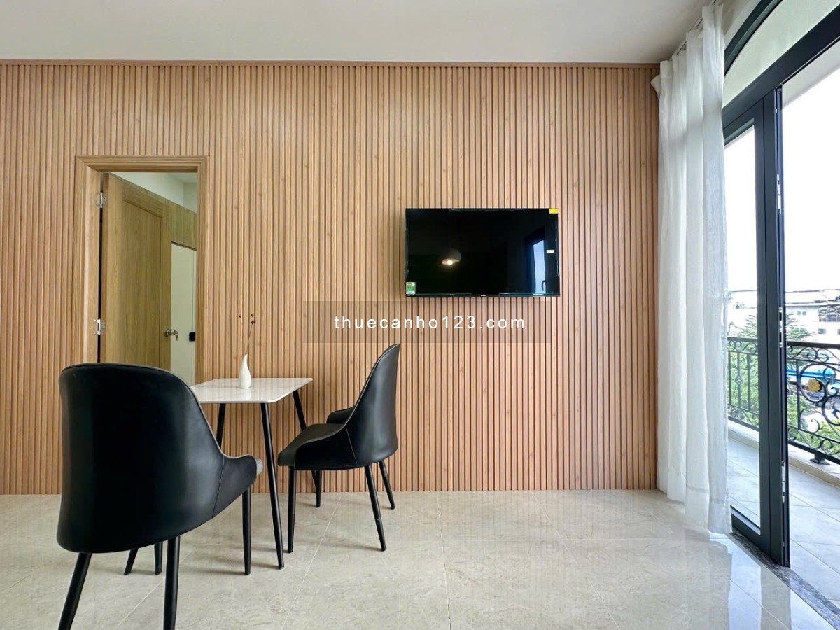 Căn hộ 1 phòng ngủ – Tách bếp – Ban công – Full nội thất mới xây ngay sân bay Tân Sơn Nhất