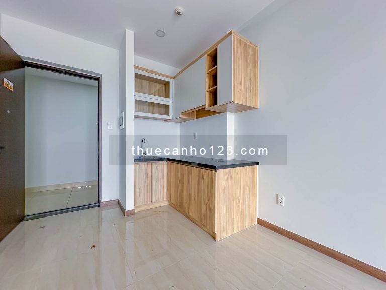 Chính chủ cho thuê căn 2PN (54m2) tầng 15. View hồ bơi. Có nội thất (Tin thật, không đăng giá ảo)