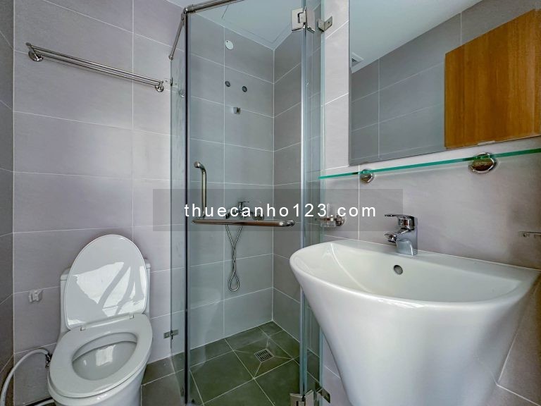 Chính chủ cho thuê căn 2PN (54m2) tầng 15. View hồ bơi. Có nội thất (Tin thật, không đăng giá ảo)