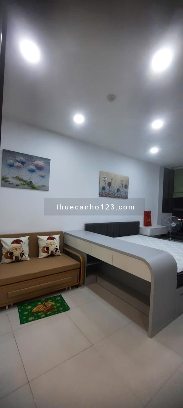 Cho thuê Saigon Royal Bến Vân Đồn – Nhà đẹp, tiện ích full - Ảnh 2