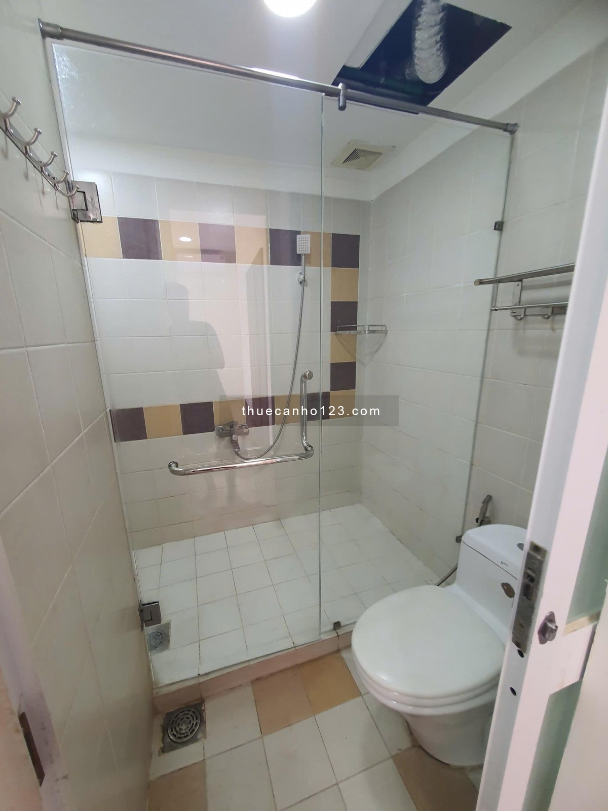 Chung cư Screc Tower, Trường Sa căn 3p ngủ rộng 105m2 chỉ 15,5tr/th - Ảnh 3