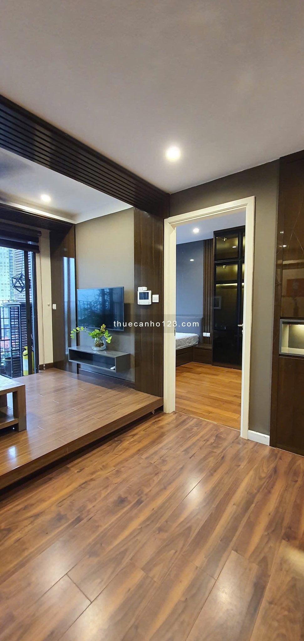 Cho thuê căn 2PN tòa C7 - Vinhomes D'Capitale Trần Duy Hưng - Ảnh 4
