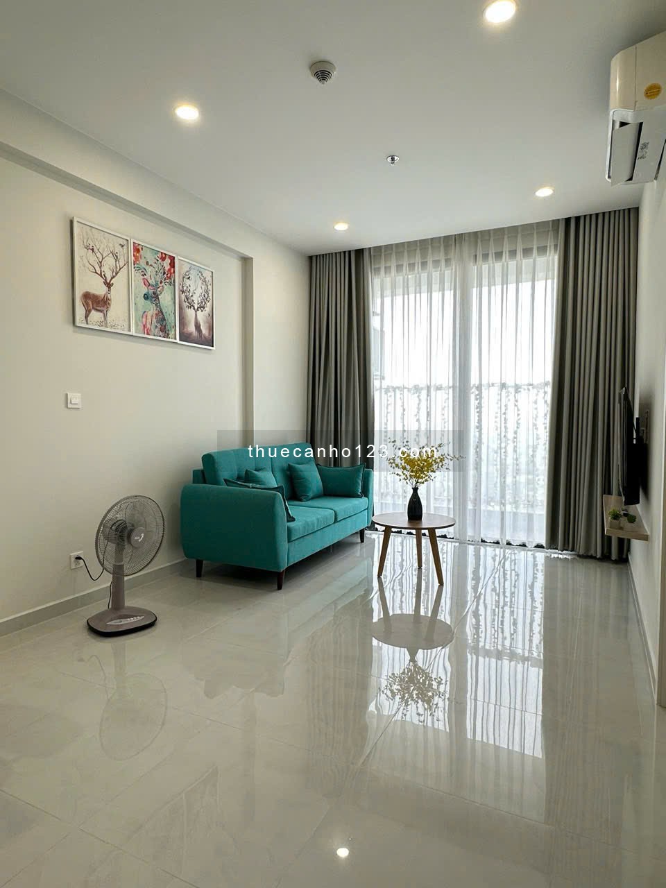 Cho thuê căn hộ cao cấp 2PN - 2WC The Emerald Golf View – Bình Dương, tầng cao, nhà mới 100% - Ảnh 3