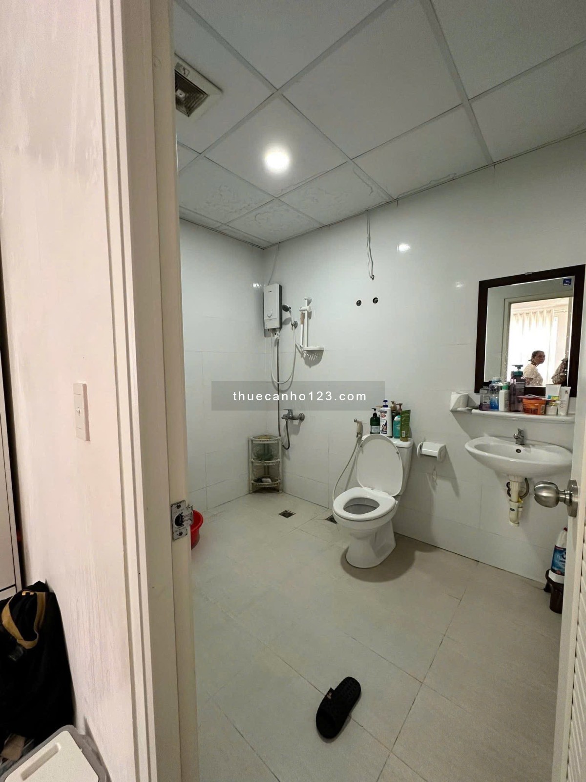 C/c IDICO, 262 Luỹ Bán Bích, TP: 70m2, 2PN, 2WC, Nhà sẵn, 8tr/tháng. - Ảnh 1