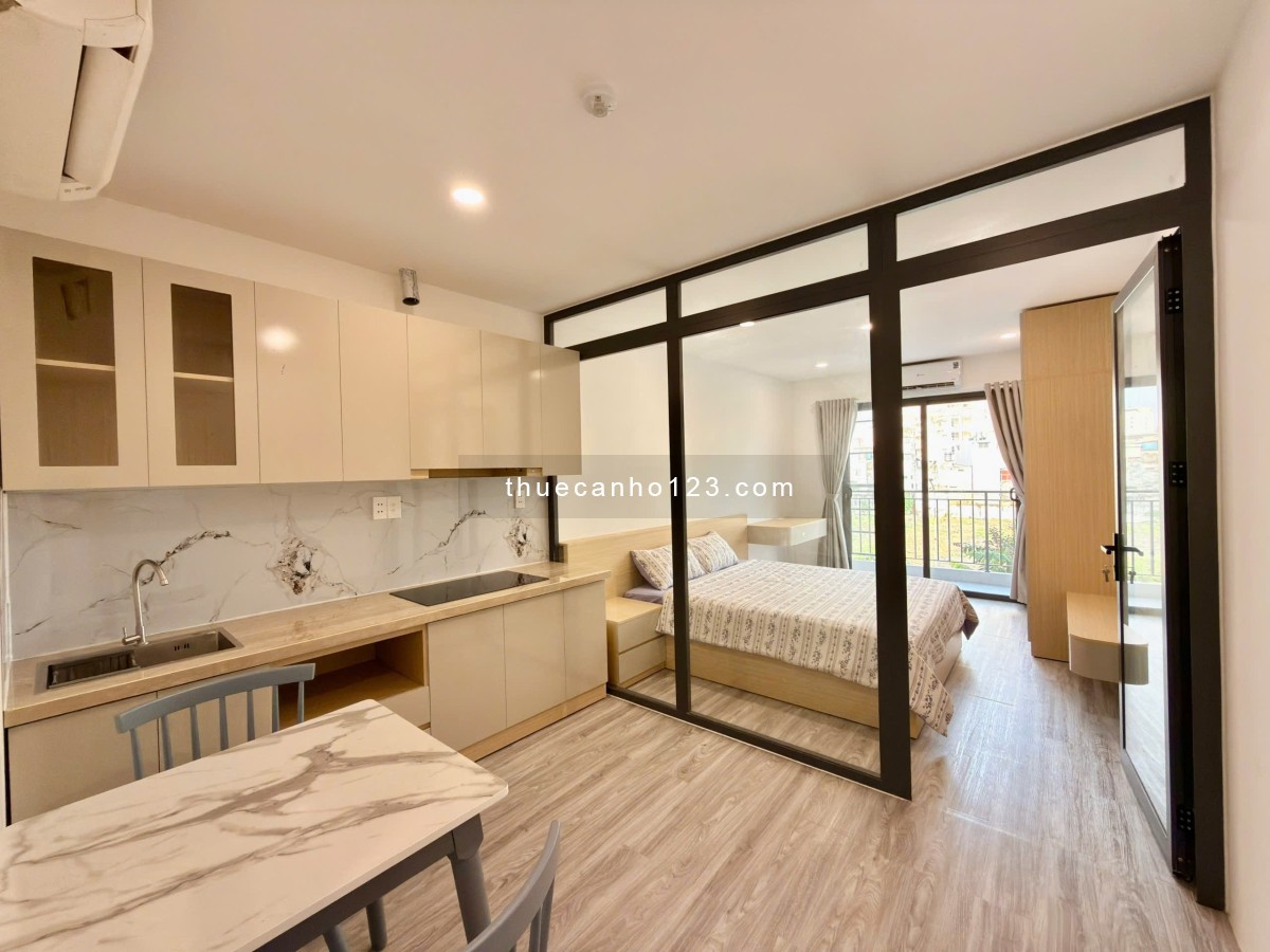 Cho Thuê Căn 1 Phòng Ngủ Full Nội Thất Ban Công Có Thang Máy Gần Nowzone, cầu Nguyễn Văn Cừ Quận 1 - Ảnh 1