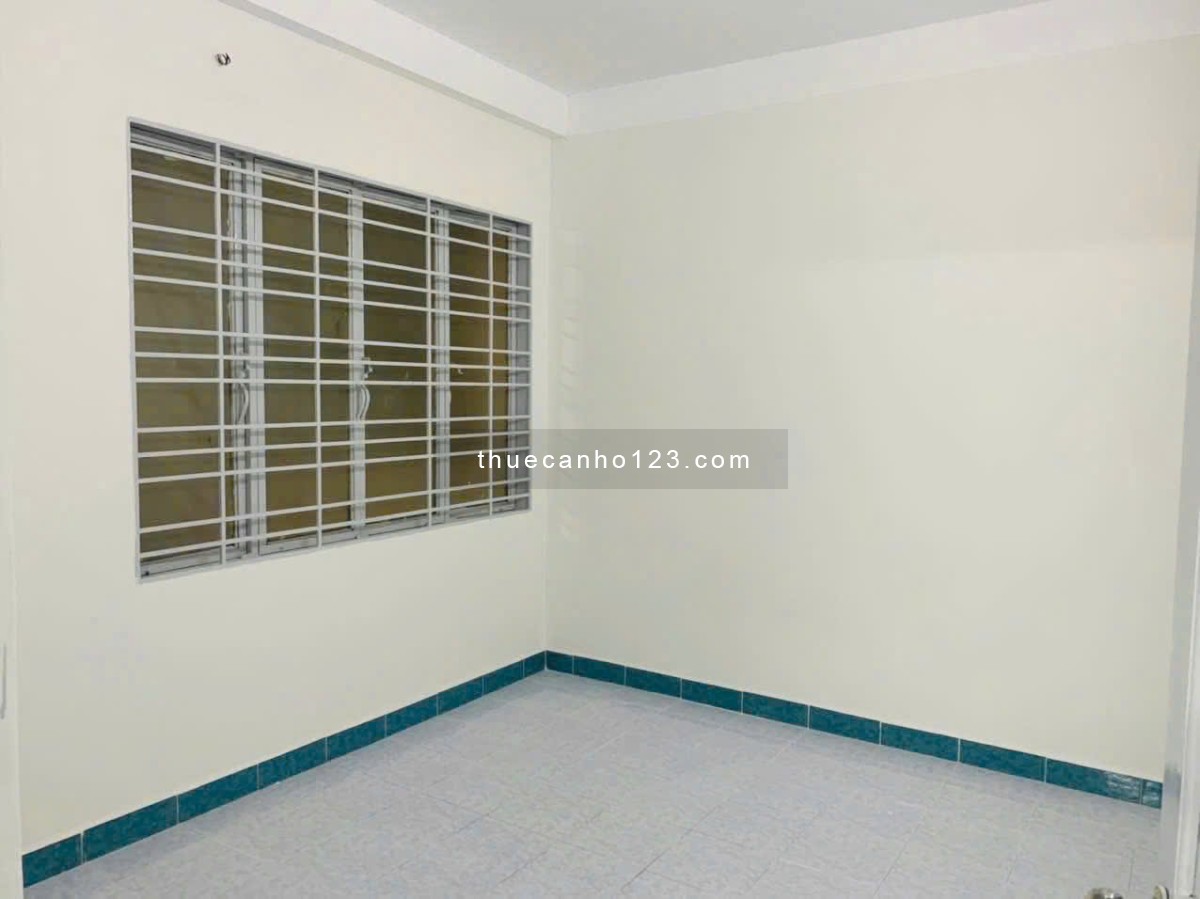 Chung cư Nguyễn Ngọc Phương, BT: 12triệu, 2p ngủ, 2wc, nhà trống - Ảnh 4