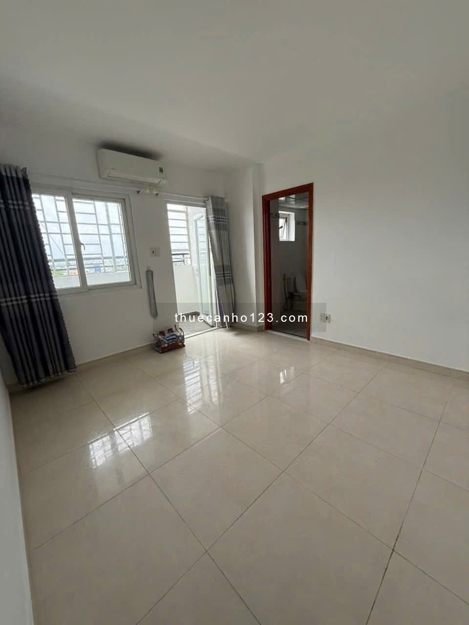 Chung cư 10A Trần Nhật Duật, Q1: 75m2, 2p ngủ, 2wc, nội thất, 12triệu - Ảnh 5