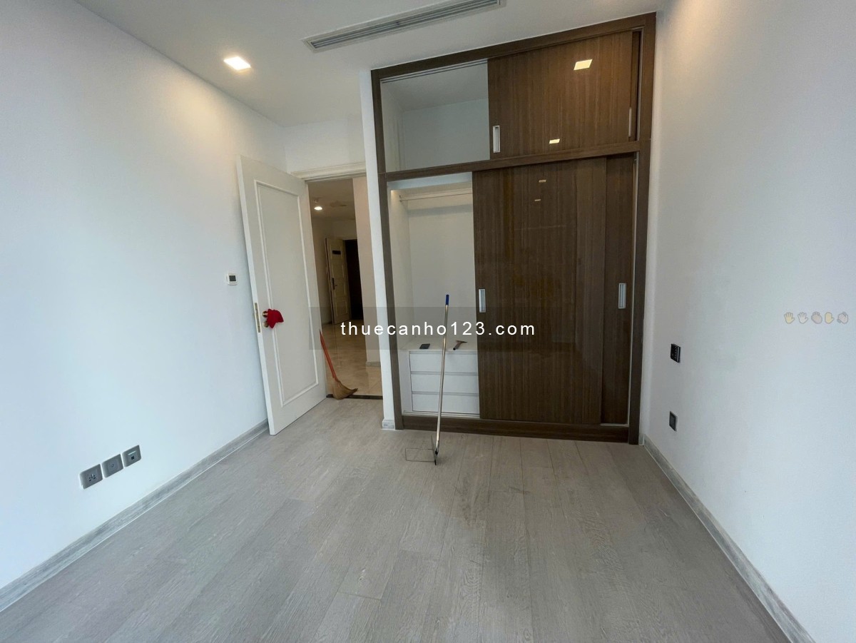 Cho thuê căn hộ 2PN Vinhomes Golden River – Ba Son, Quận 1 - Ảnh 2