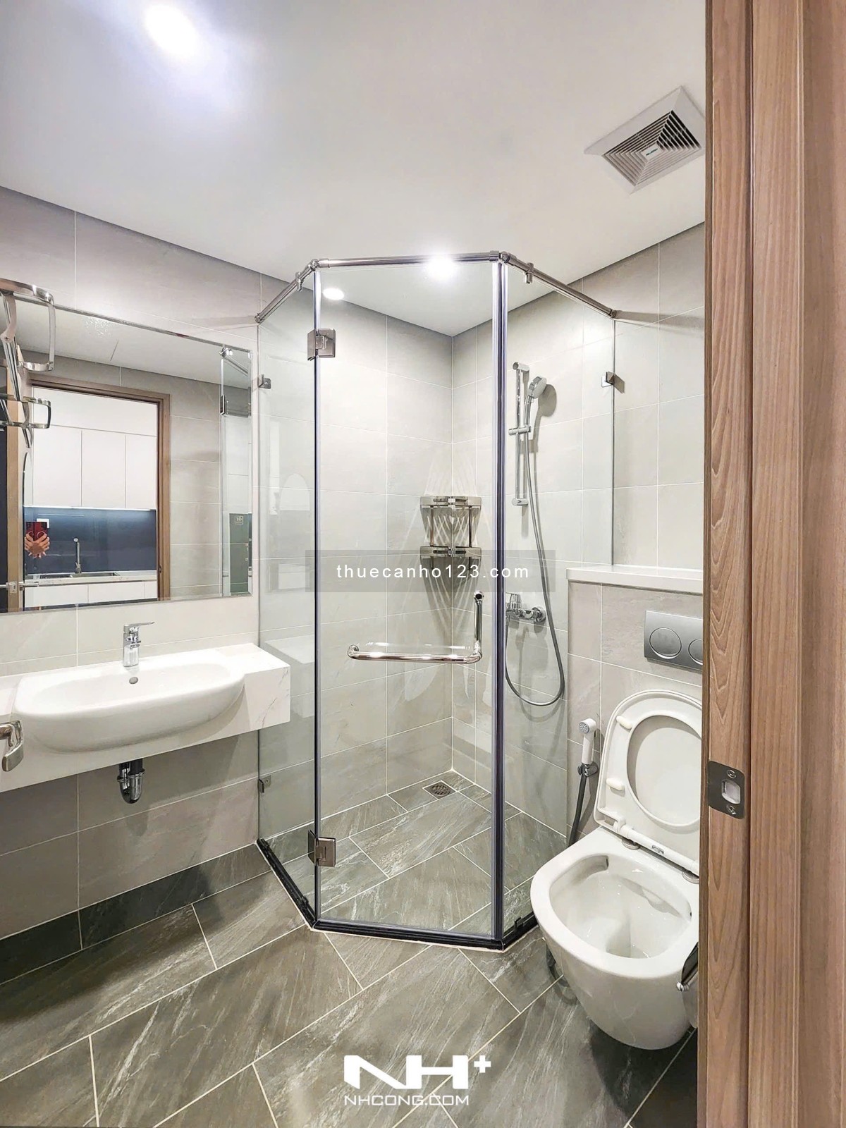 CHO THUÊ căn hộ Studio – Full nội thất đẹp mới 100% | View ngoài nhìn về BS - Ảnh 10