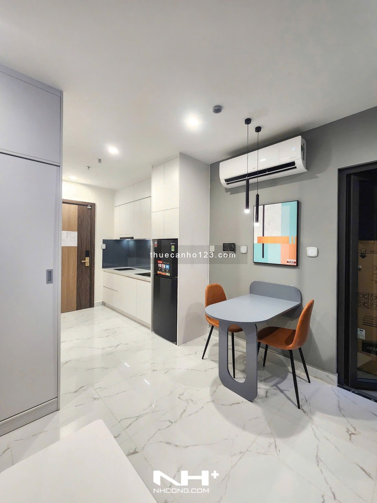 CHO THUÊ căn hộ Studio – Full nội thất đẹp mới 100% | View ngoài nhìn về BS - Ảnh 2