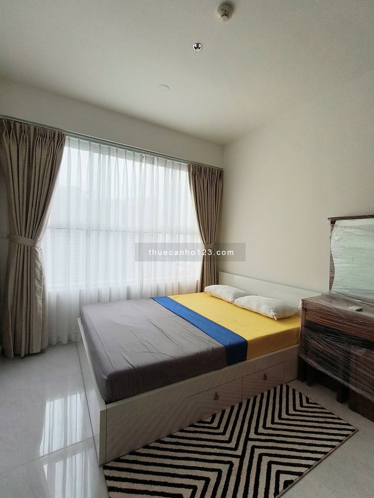 Cho thuê OT Sunrise 50m2, ngăn 2pn1wc giá 12,5tr bao phí Ql - Ảnh 2
