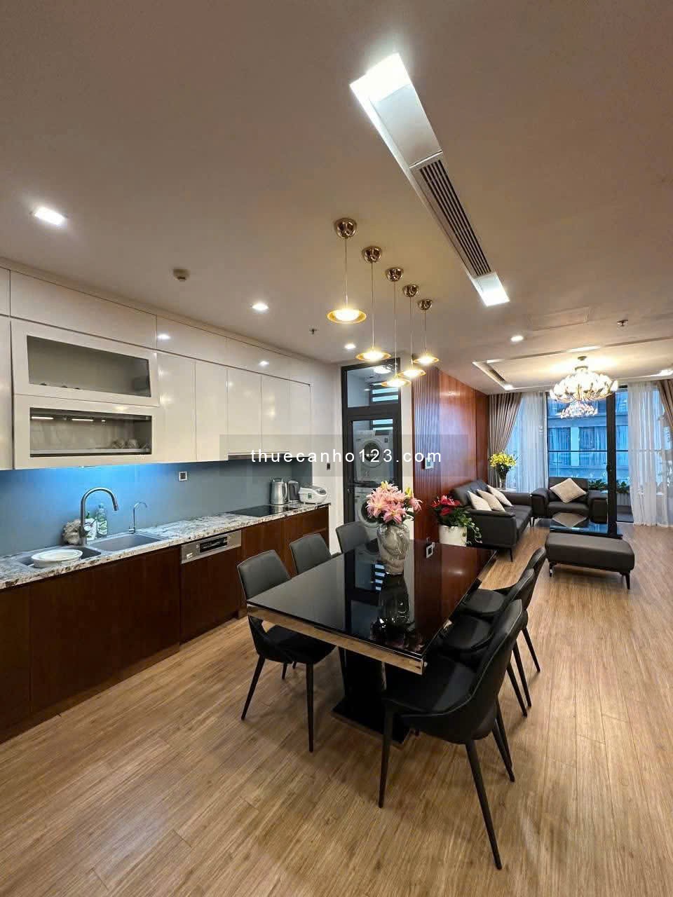 CHO THUÊ NHANH căn 3 ngủ full nội thất tại Vinhomes Metropolis - Ảnh 6