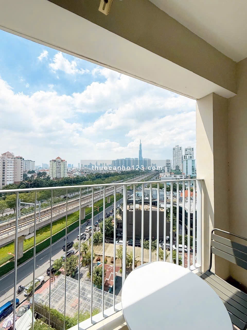 Cho thuê căn hộ Masteri Thảo Điền, 2 PN, view mát đầy đủ nội thất nhà đẹp giá chỉ 20 triệu / tháng - Ảnh 4