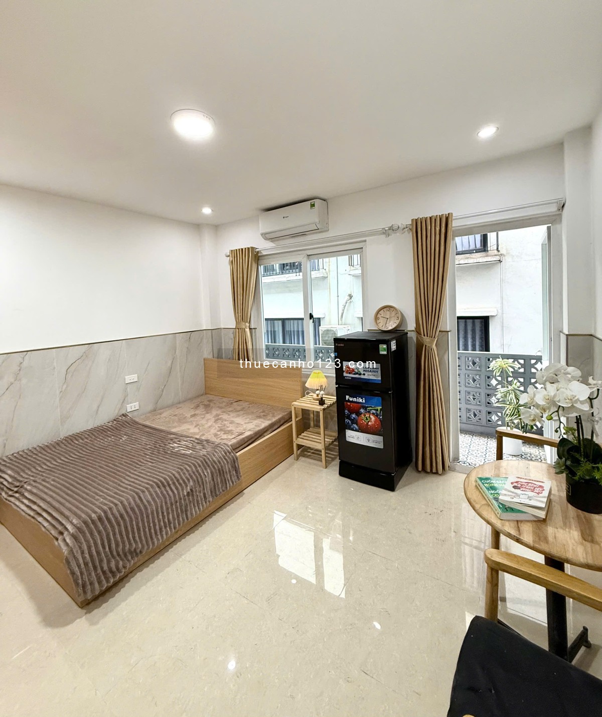 Cho thuê phòng đẹp ngay mặt đường Trần Duy Hưng - Ảnh 1