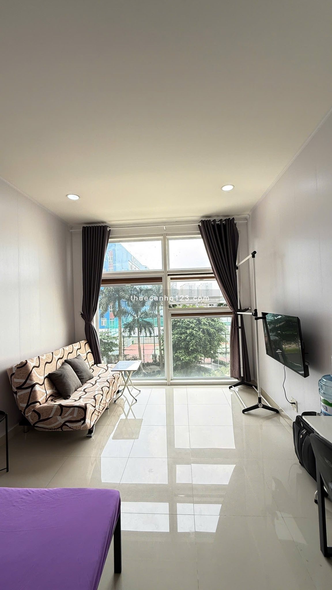 Cho thuê officetel 43m² Sunrise City North – Quận 7, đang trống dọn vào ngay - Ảnh 1