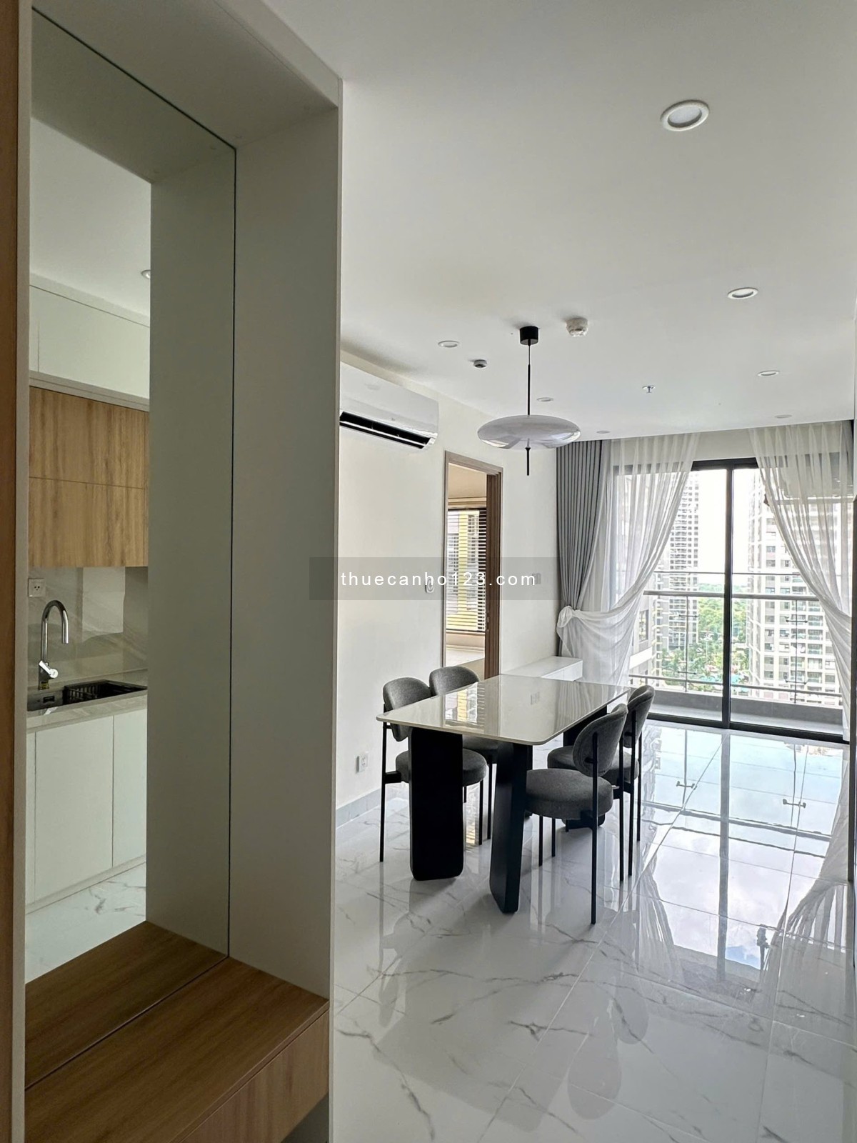 Căn 2PN - 2WC, full đồ tại tòa GH2 đang trống sẵn, vào ở ngay - Ảnh 1
