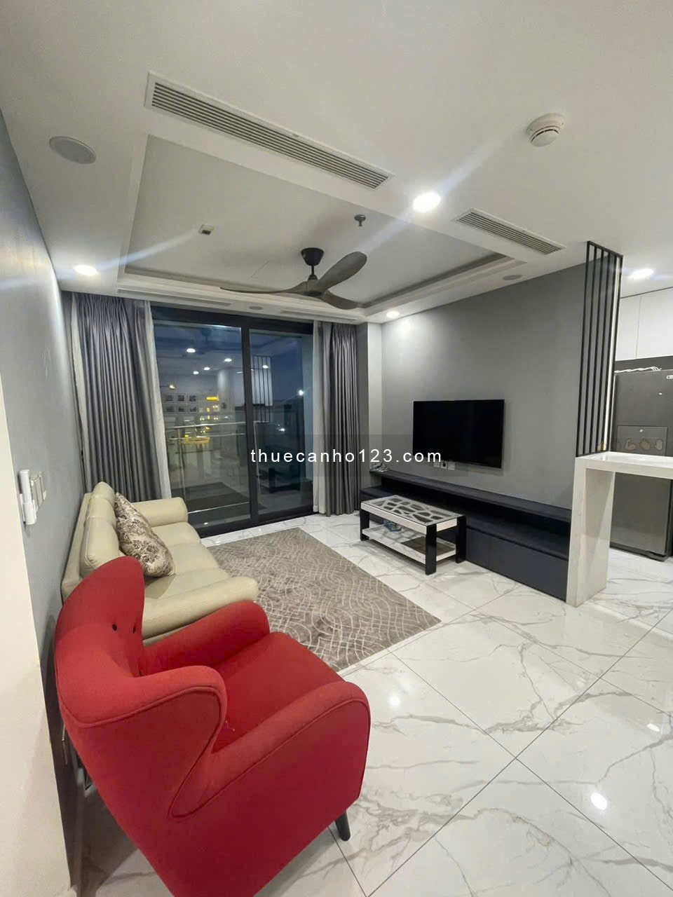 Chung cư Kingston, Hoàng Văn Thụ, PN: 85m2, 2p ngủ, full nội thất, 19triệu - Ảnh 1