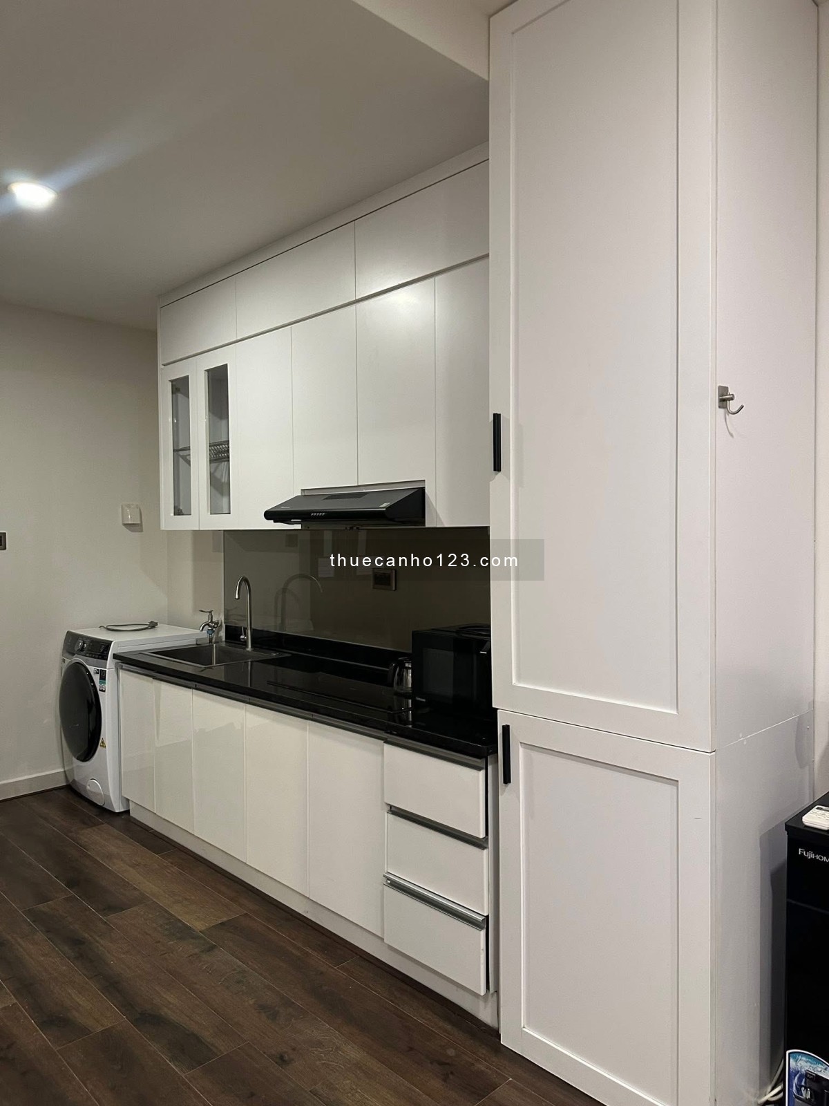 Cho thuê studio Saigon Royal – 42m², view Landmark & skyline - Ảnh 4