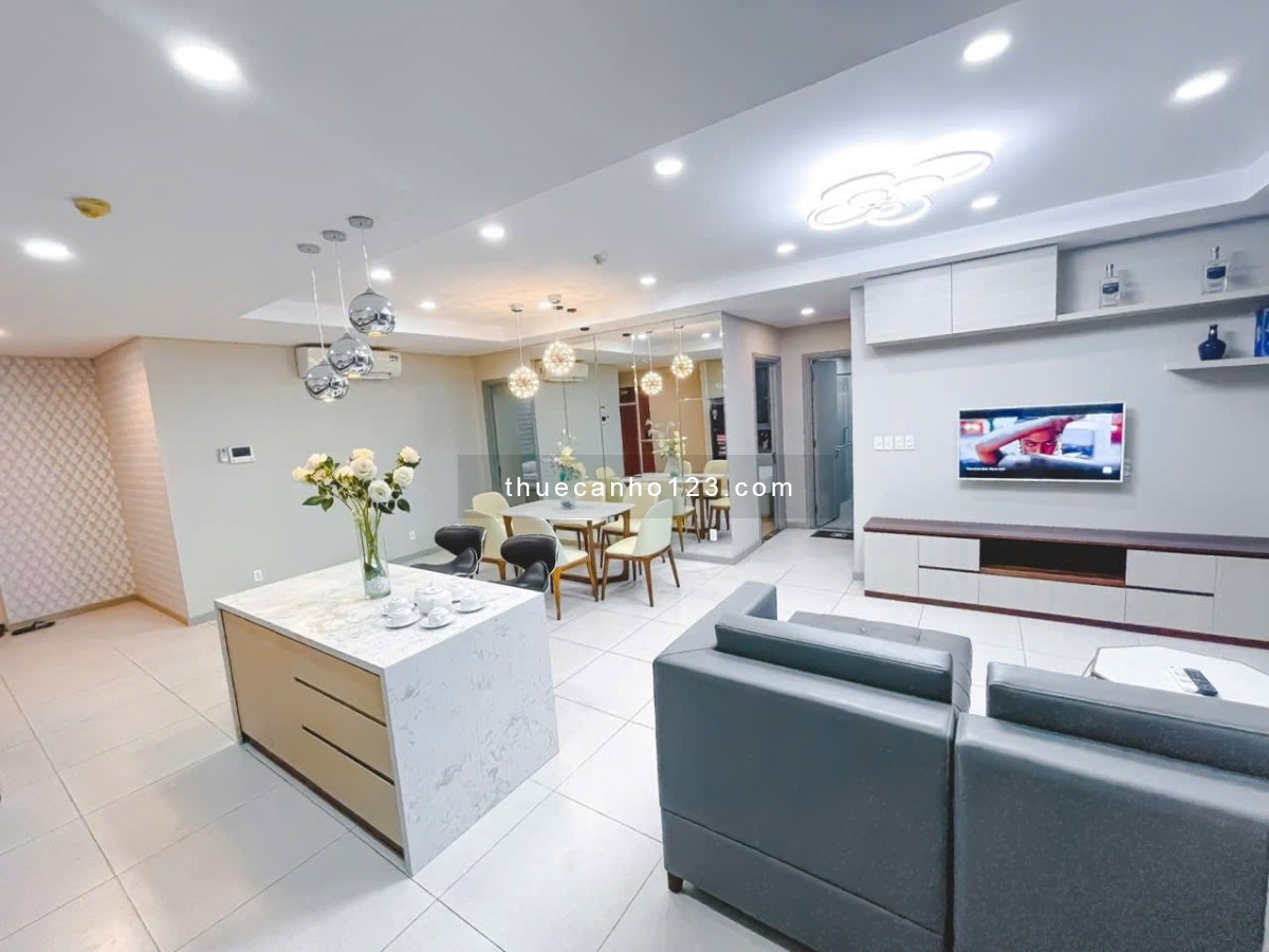 Cho thuê căn hộ 2PN GoldView – Bến Vân Đồn, quận 4 - Ảnh 2