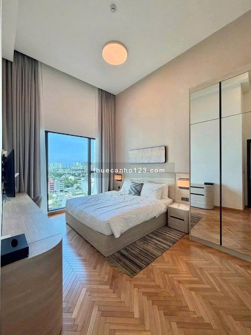 Cho thuê căn hộ somerset 2 ngủ, trẫn cao 4m tại Feliz en Vista - Ảnh 4