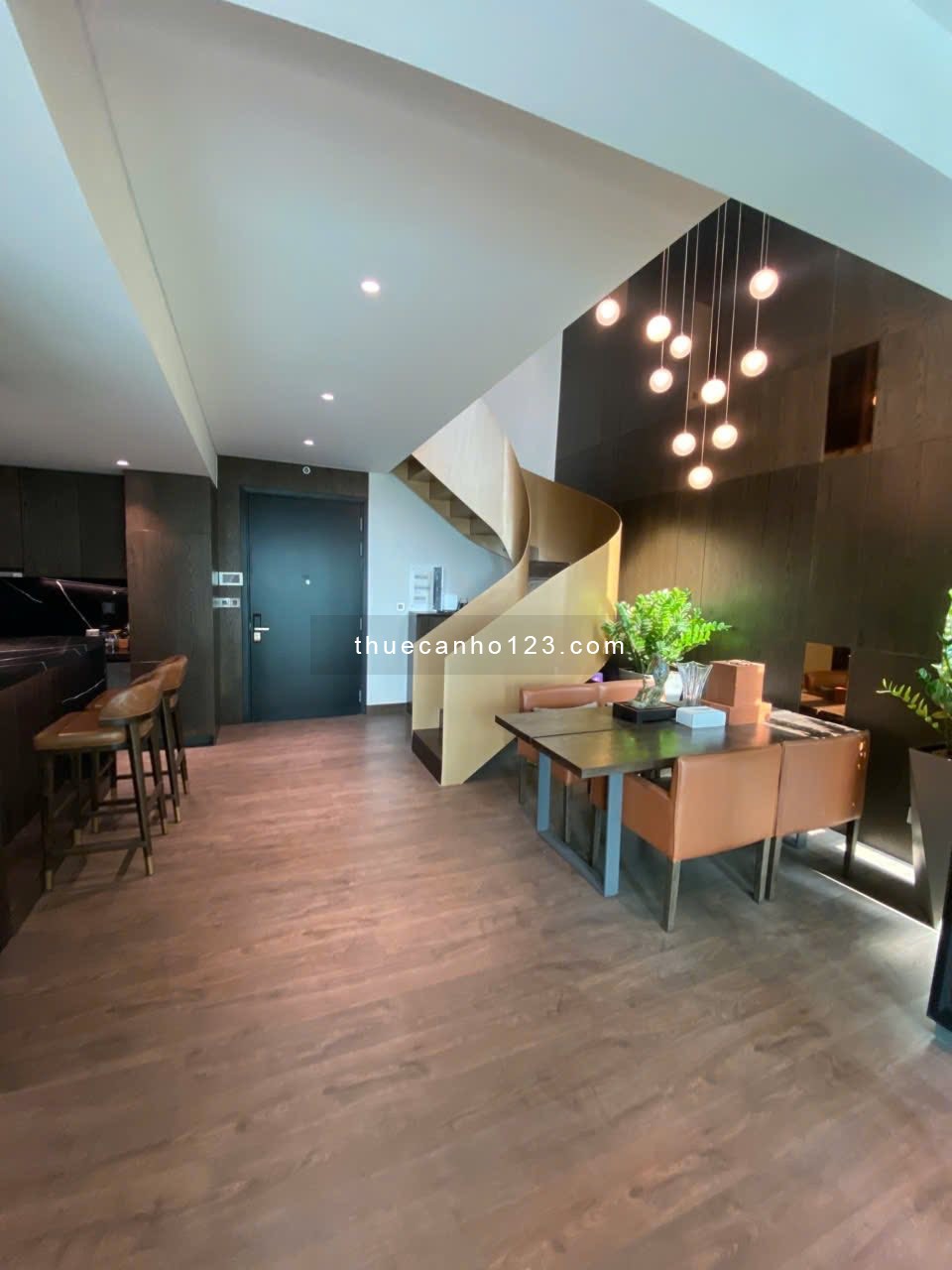 Feliz en Vista – Cho thuê căn hộ duplex tháp Altaz 132m2 - 2PN2WC, view hồ bơi - Ảnh 1