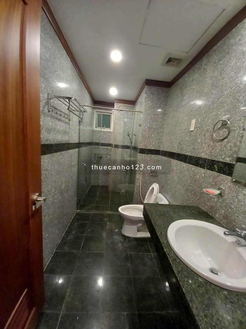 Cho thuê căn hộ Hoàng Anh River View tại Thảo Điền, quận 2 có 3 phòng ngủ 3WC 138m2 full nội thất - Ảnh 5