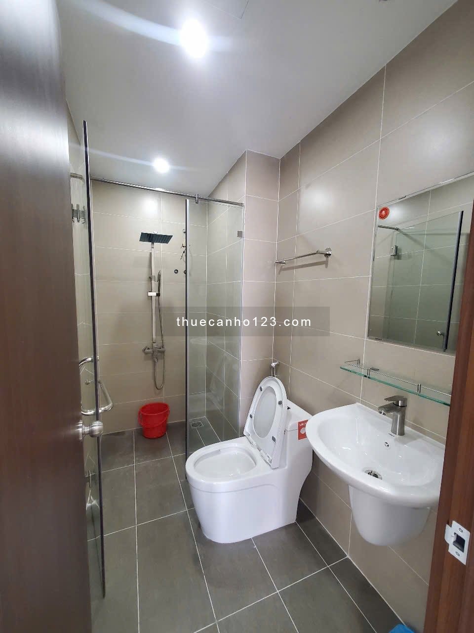 Cho thuê căn 3PN - 2WC full nội thất tại CC Western Capital - Ảnh 3