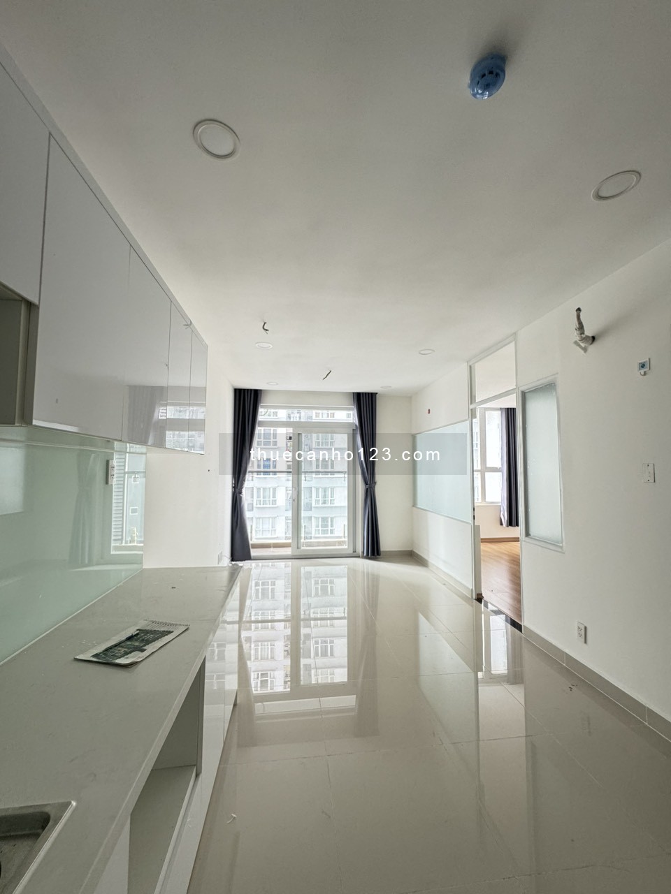 Thuê Ngay Western Capital – 2PN 8.5 Triệu, vào ở ngay - Ảnh 1