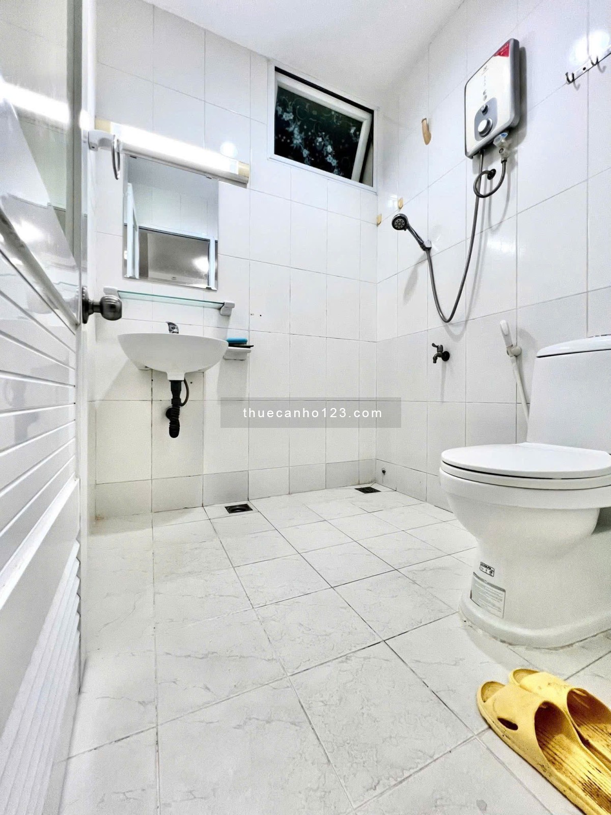 C/c Screc, Coopmart Trường Sa, Q3, 100m2, 3PN, 2WC, Nội thất, 15tr/th. - Ảnh 7