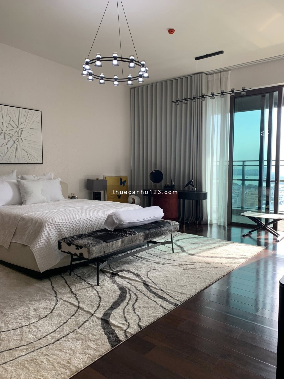 Define cho thuê căn hộ hạng sang - 4 PN | 6 WC - 325m² | Hồ bơi riêng - Thang máy trong nhà - Ảnh 1