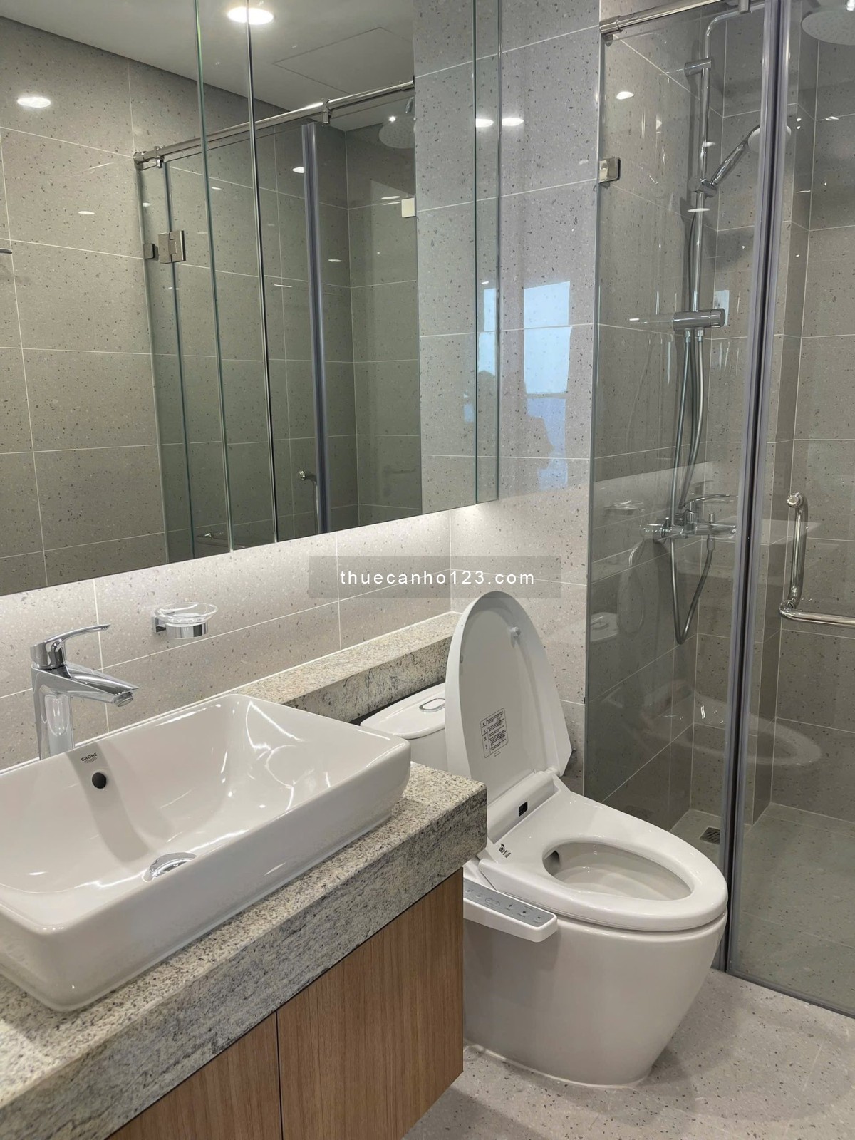 Cần cho thuê lại căn hộ riêng 35m2 - gồm 1pn1wc trong toà The Ninety - 90 đường Láng gần Royal City - Ảnh 2