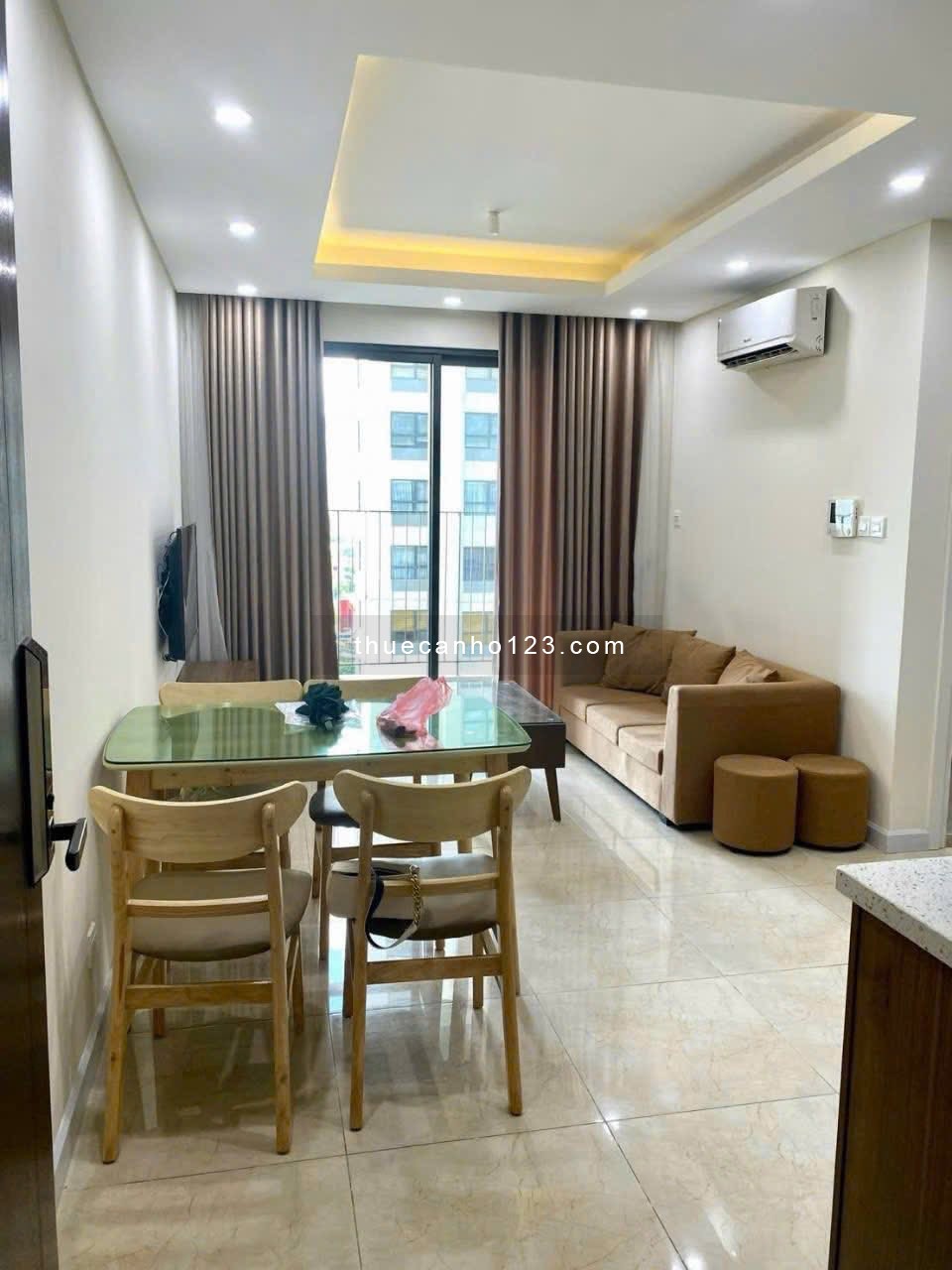 Cần cho thuê gấp căn 2PN nhỏ Vinhomes D’Capitale – Giá tốt - Ảnh 1