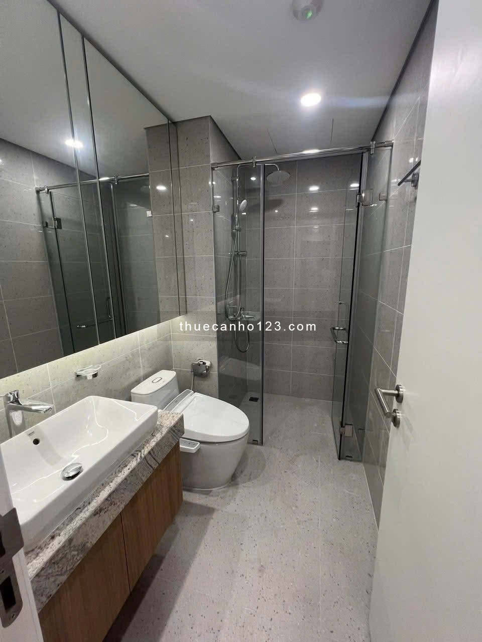 Cho thuê căn Studio full đồ chỉ 10tr tại The Ninety Complex, 90 Đường Láng - Ảnh 3