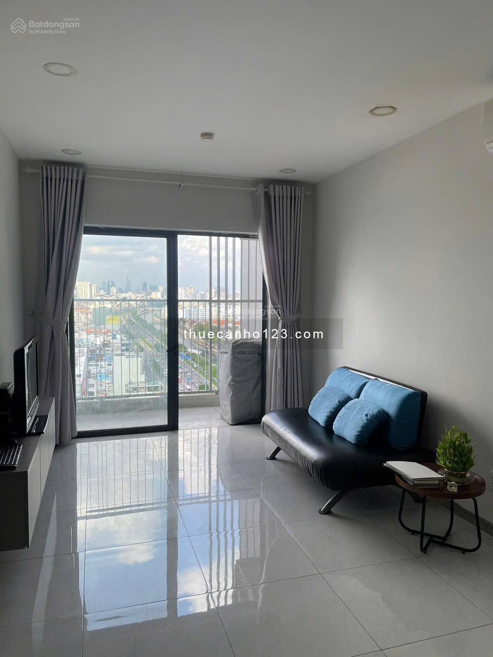 Cho thuê căn hộ 2PN Viva Riverside – view Quận 1, tầng cao - Ảnh 5