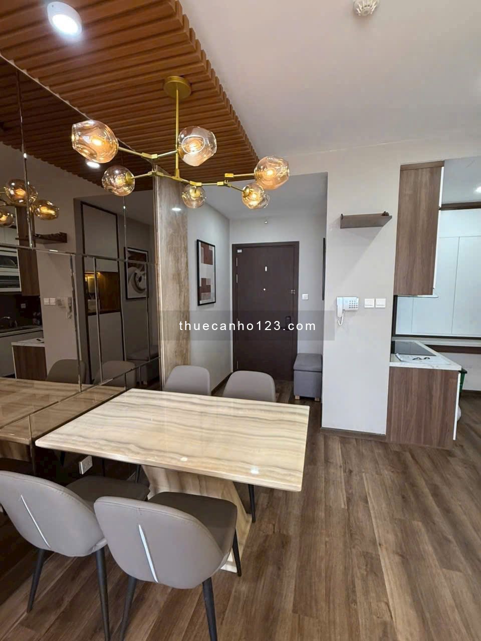 Cho thuê căn hộ 1PN/2Pn/3PN/Studio chung cư The Sun Avenue, giá ưu đãi - Ảnh 1