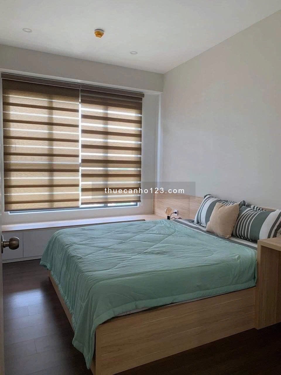 Hot – Cho thuê căn hộ The Sun Avenue, bàn gao full nội thất, trống sẵn vào ở ngay - Ảnh 3
