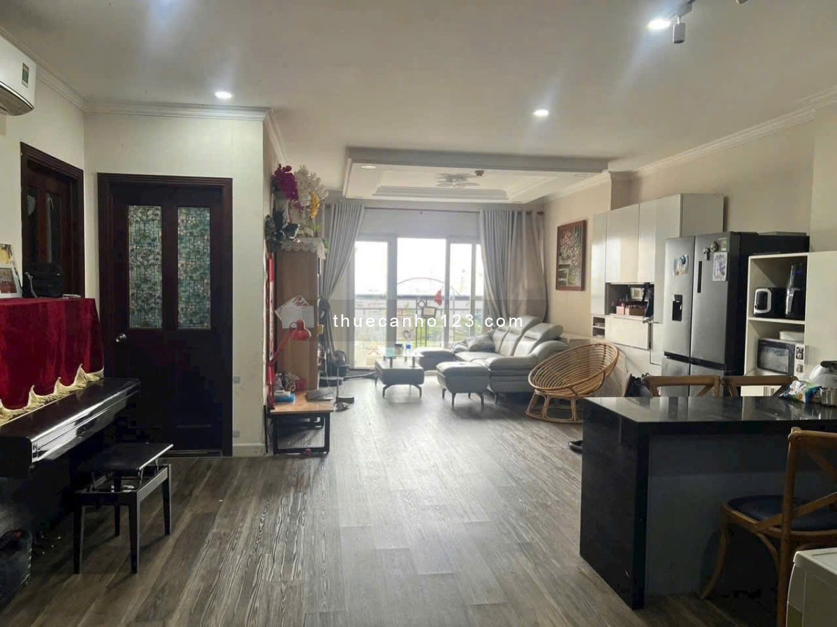 Chung cư Screc, 974A Trường Sa, Q3: 3p ngủ, căn góc, 98m2, 15tr/th - Ảnh 1