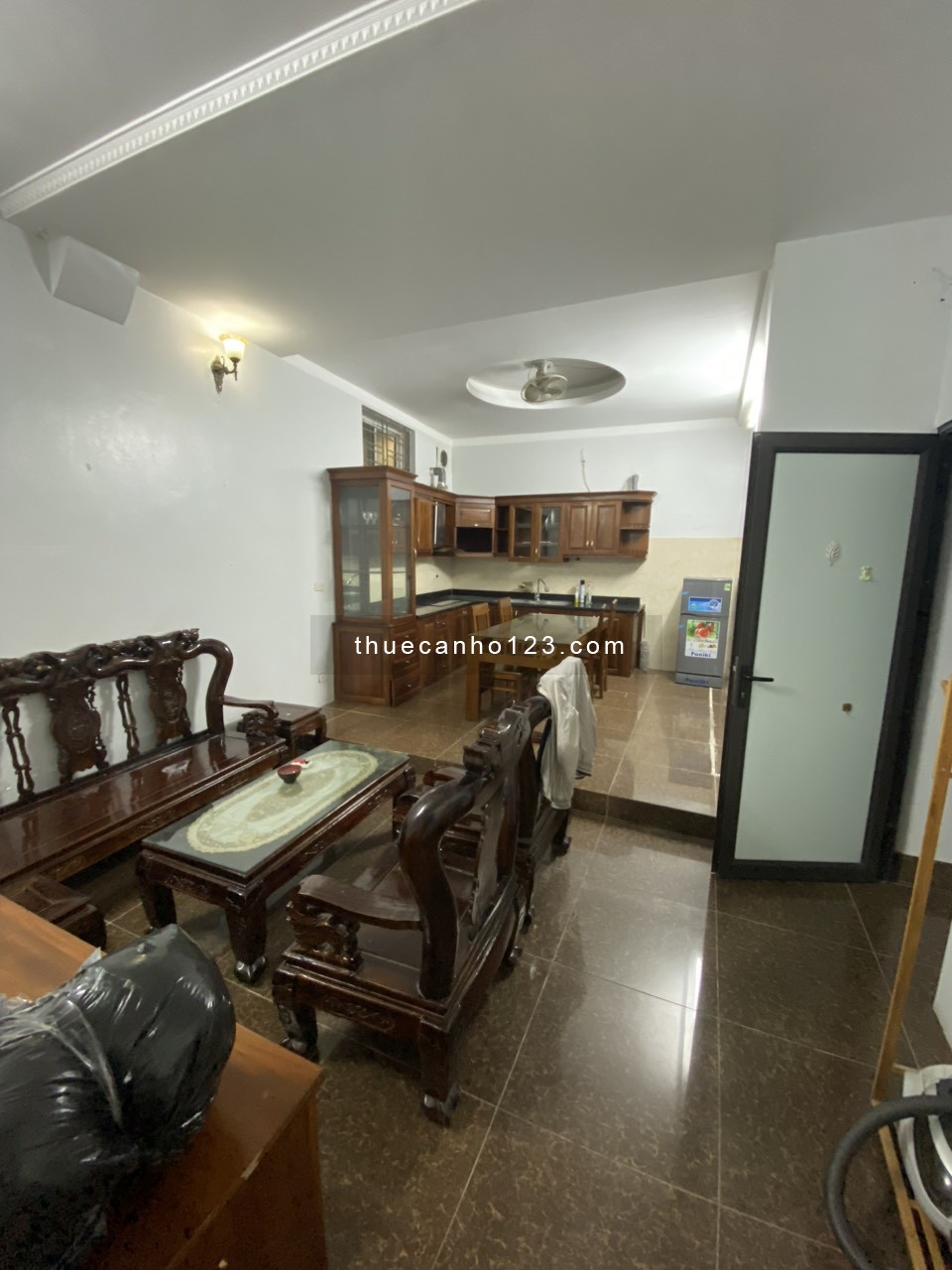 Cho thuê Căn hộ dịch vụ 1N1K Full đồ mới, 2 thoáng tại 116 Phan Kế Bính, Ba Đình. Chỉ 5tr - Ảnh 1