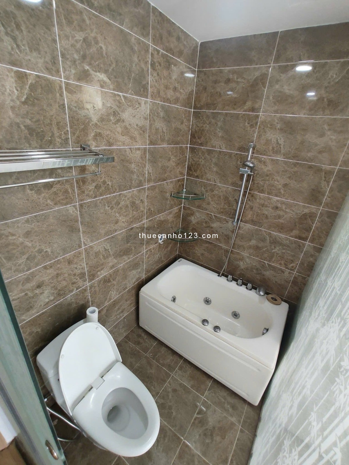 Cho thuê chung cư The Botanica 2PN, 2WC giá chỉ 16,5tr, Có slot ô tô - Ảnh 4