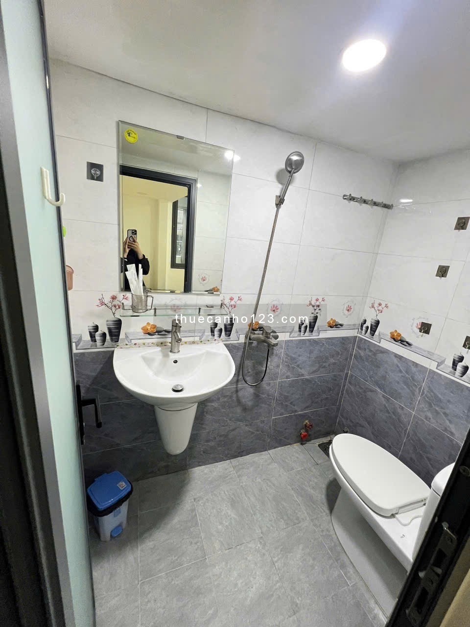 Căn hộ 1pn tách bếp cửa sổ lớn giữ phòng qua tết gần sân bay Tân Sơn Nhất, Hoàng Văn Thụ Tân Bình - Ảnh 3