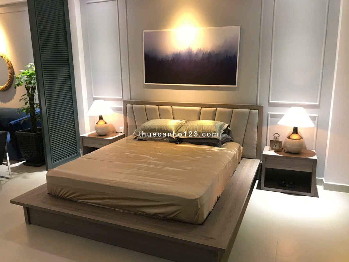 Căn Hộ Dịch Vụ Cao Cấp Quận 4 Có Ban Công 75m2 Full Nội Thất - Ảnh 2