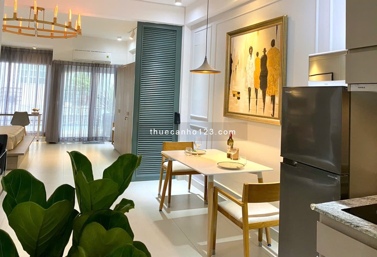 Căn Hộ Dịch Vụ Cao Cấp Quận 4 Có Ban Công 75m2 Full Nội Thất - Ảnh 3