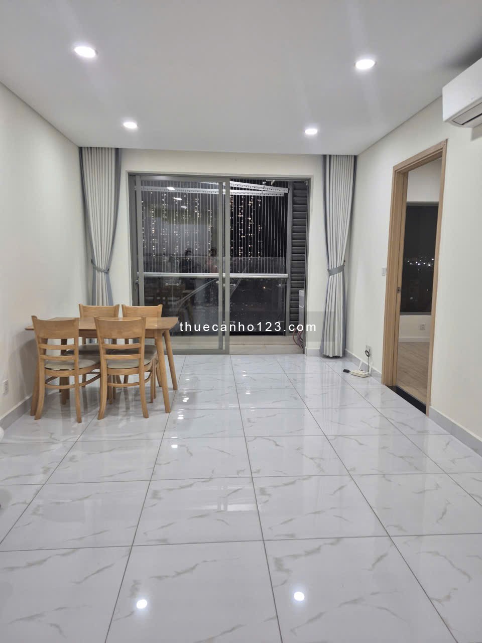 An Gia Skyline cho thuê căn 2PN View Sài Gòn – Giá Chỉ 9.5 Triệu - Ảnh 1