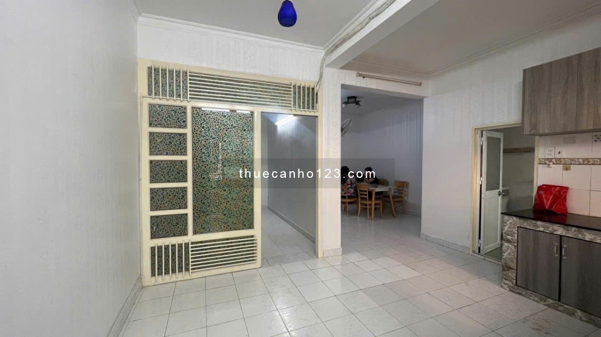 Chung cư 590, CMT8 chỉ 9,5tr căn 2p có nội thất, căn góc lầu 1, (thang bộ) - Ảnh 7
