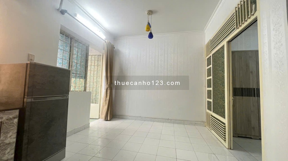 Chung cư 590, CMT8 chỉ 9,5tr căn 2p có nội thất, căn góc lầu 1, (thang bộ) - Ảnh 8
