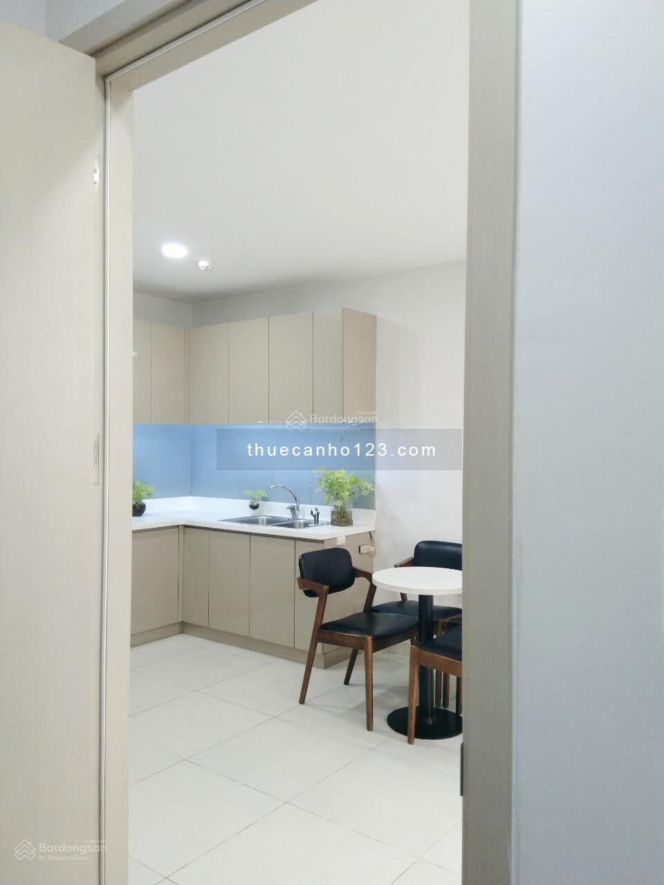 Cho thuê căn 2PN2WC có nội thất tại Jamona Heights - 13 tr/tháng - Ảnh 3