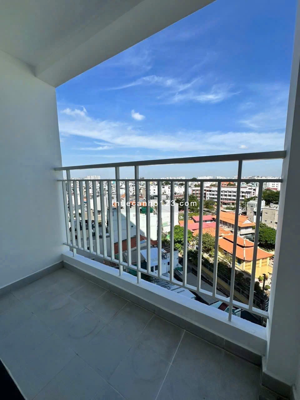 C/ c Carillon 5, 11tr5/th. 74m2, Nội thất, Lũy Bán Bích, TP, Căn góc. Nhà mới - Ảnh 2