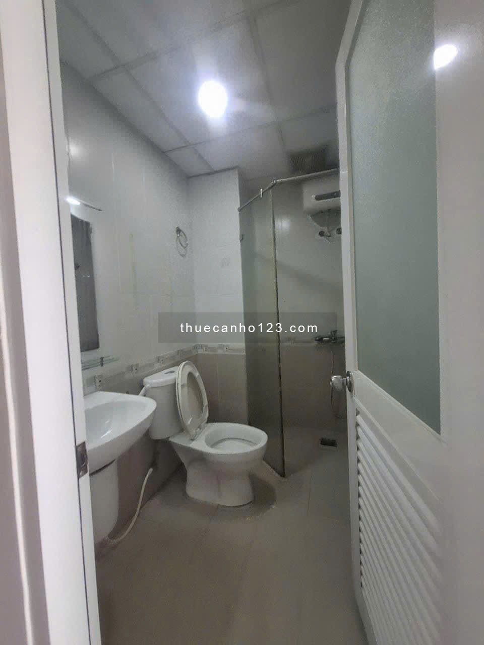 Chung cư Ông ích Khiêm, Q11: 2p ngủ, 2wc, full NT, 9,5triệu, 75m2 - Ảnh 3