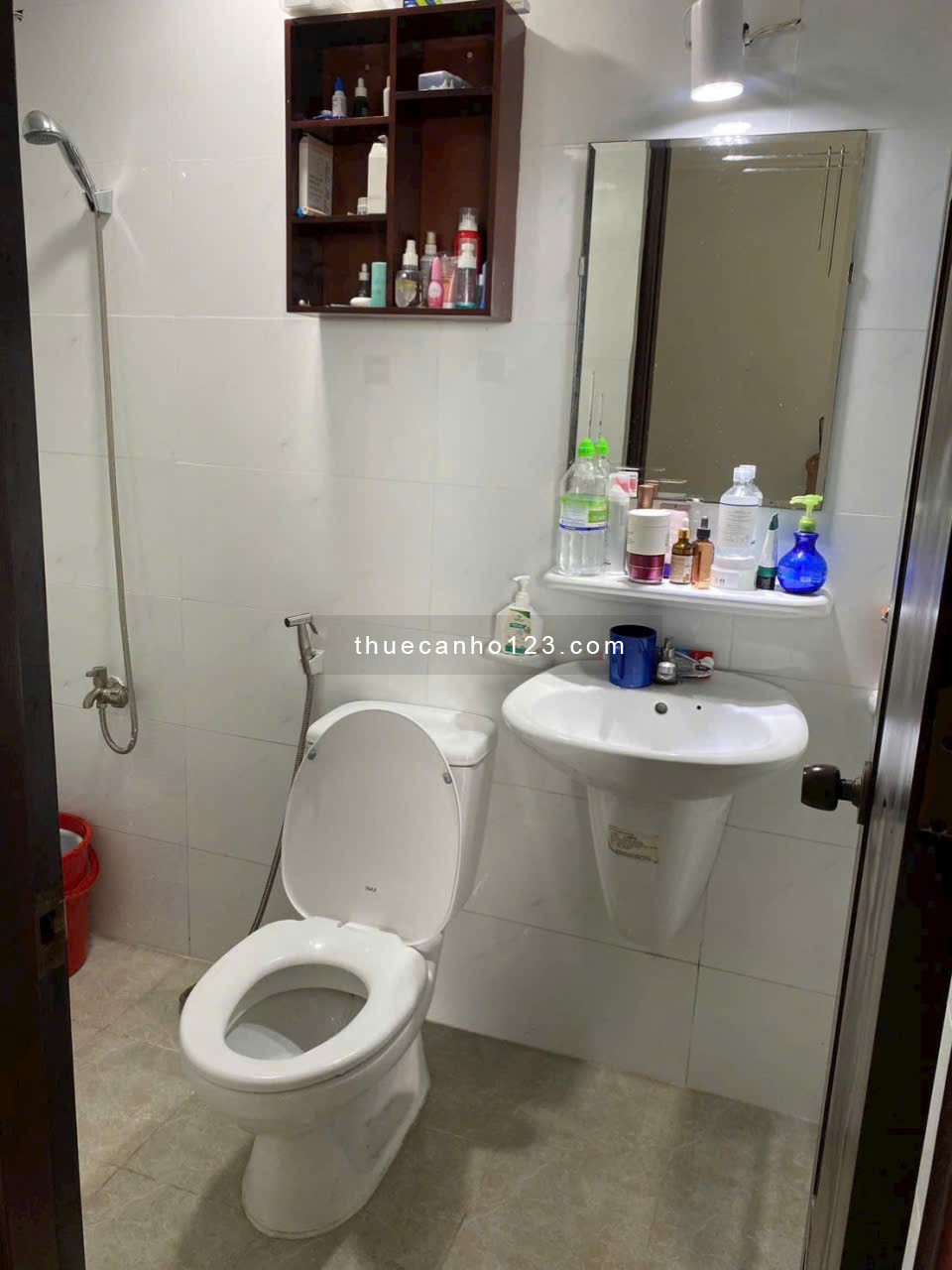Chung cư 312 Lạc Long Quân, Q11: 2p ngủ, 2wc, full nội thất, 9triệu - Ảnh 2
