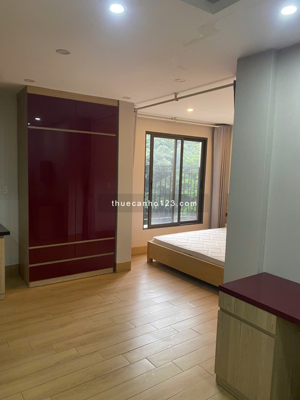 Cho thuê Căn hộ Apartment 1N1K tại ngõ 294 Kim Mã, Ba Đình. Ngõ nông rộng ô tô vào nhà. Chỉ 10tr - Ảnh 1
